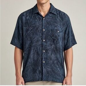 Island Shores Men’s Hawaiian Button Down Short Sleeve Shirt Floral Navy Small